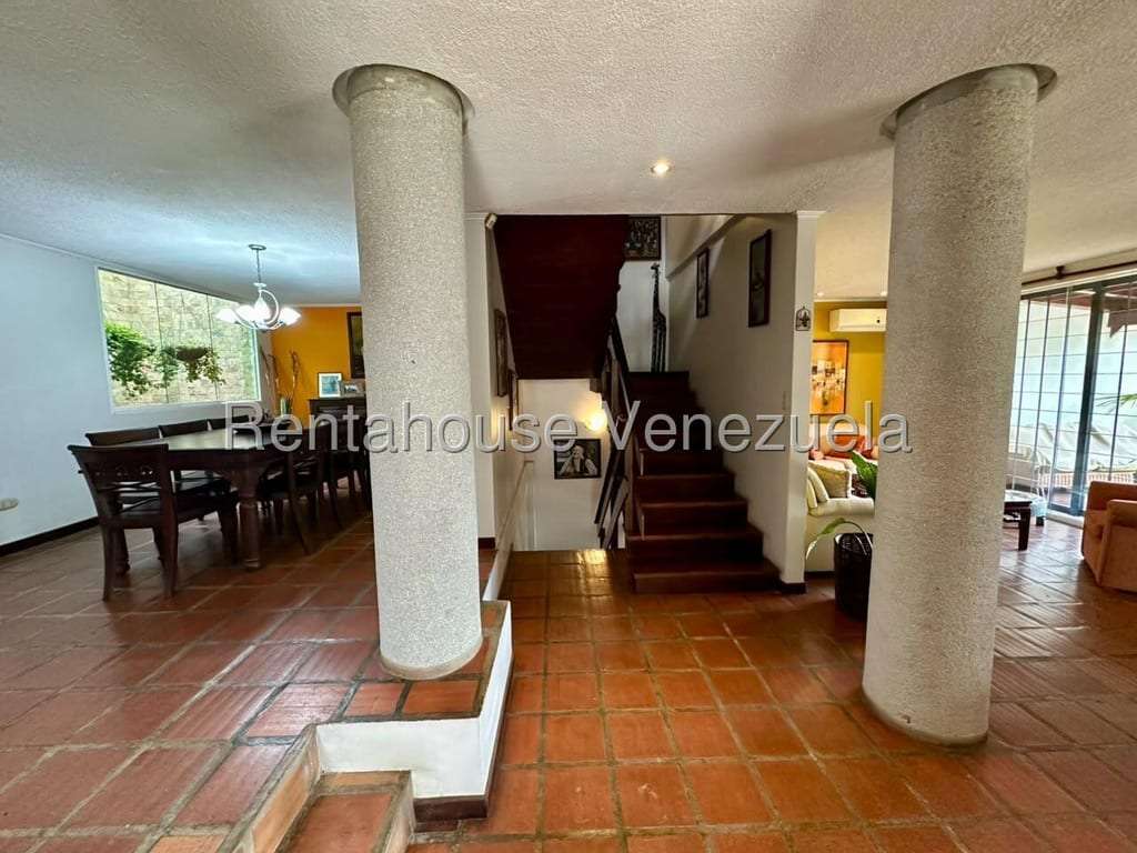 Casa en Lomas De La Trinidad, Caracas