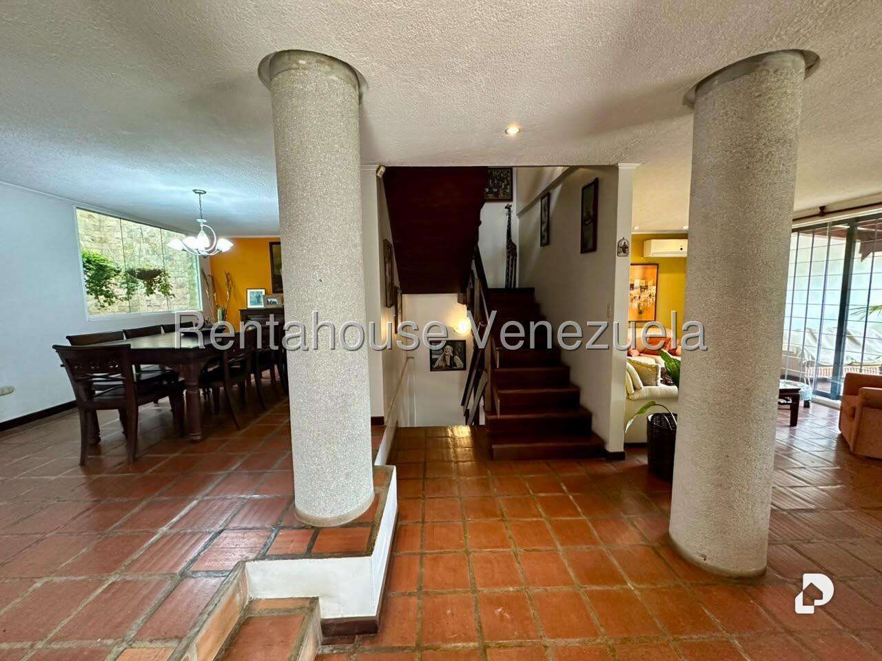 Casa en Lomas De La Trinidad, Caracas – 18