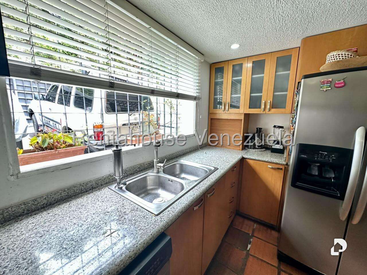 Casa en Lomas De La Trinidad, Caracas – 19