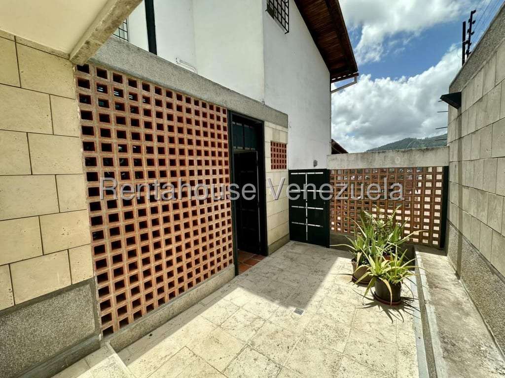Casa en Lomas De La Trinidad, Caracas