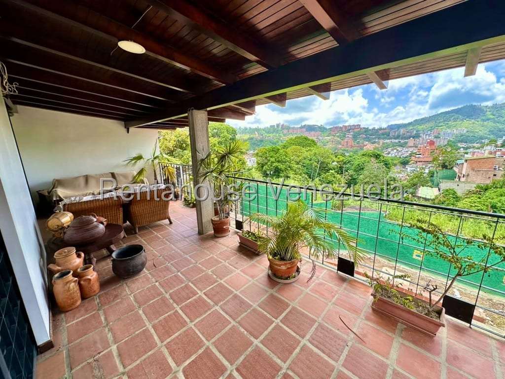 Casa en Lomas De La Trinidad, Caracas
