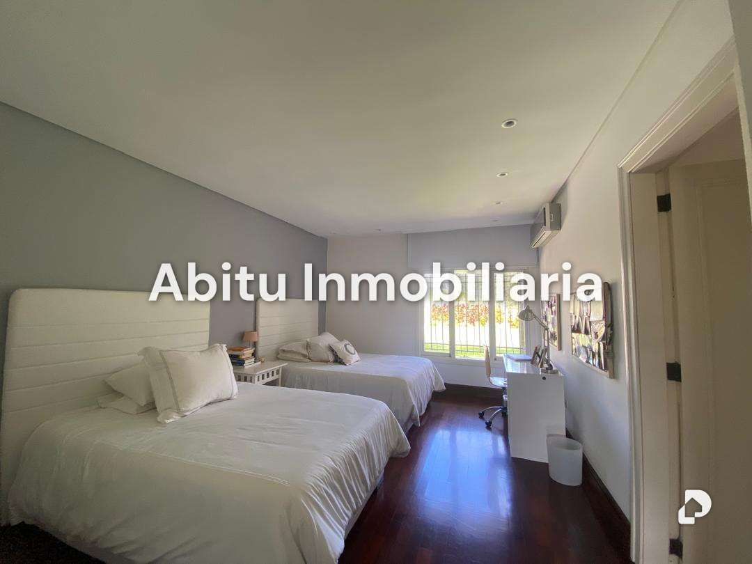 Casa en La Lagunita, Caracas – 10