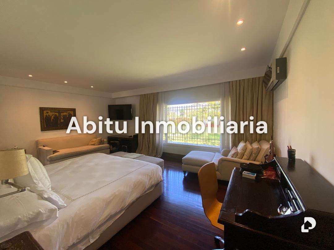 Casa en La Lagunita, Caracas – 13