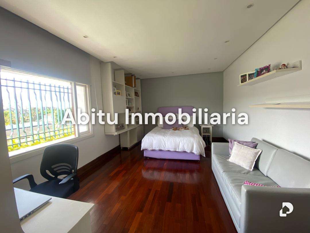 Casa en La Lagunita, Caracas – 11