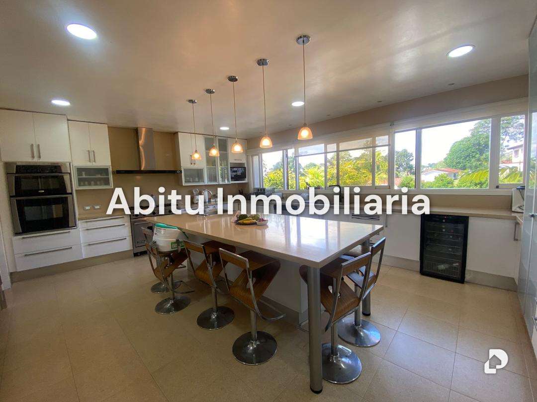 Casa en La Lagunita, Caracas – 7
