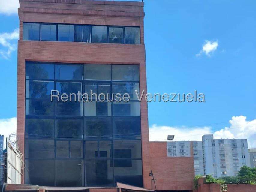 Edificio en La Trinidad, Caracas - 1