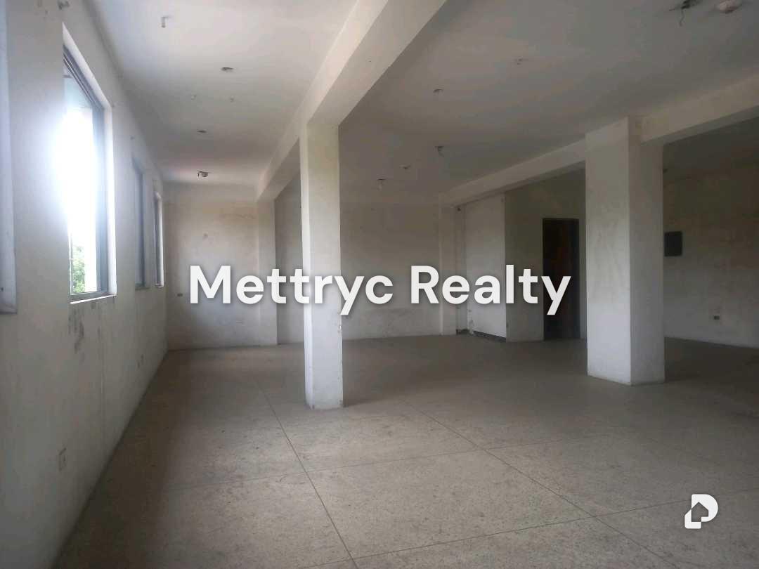 Local comercial en Casco Tocuyito, Valencia – 1
