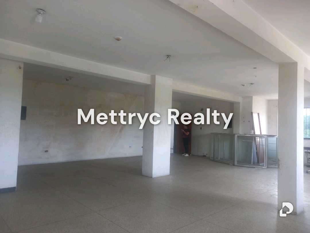 Local comercial en Casco Tocuyito, Valencia – 2