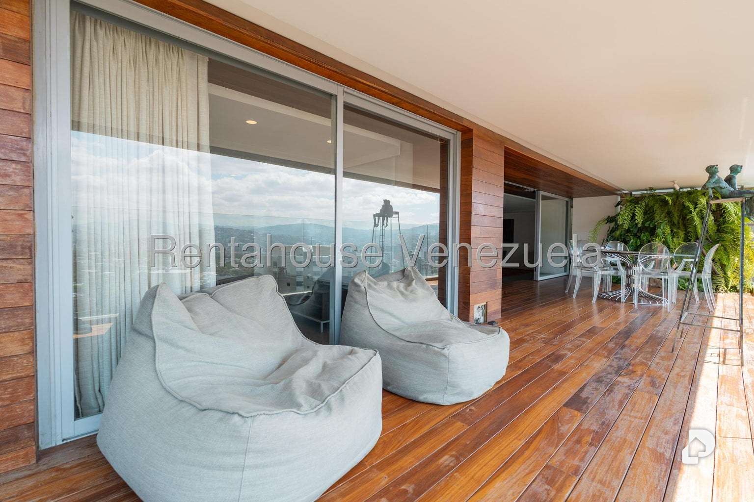 Apartamento en Altamira, Caracas – 62