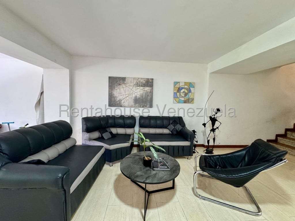 Casa en Lomas De La Trinidad, Caracas