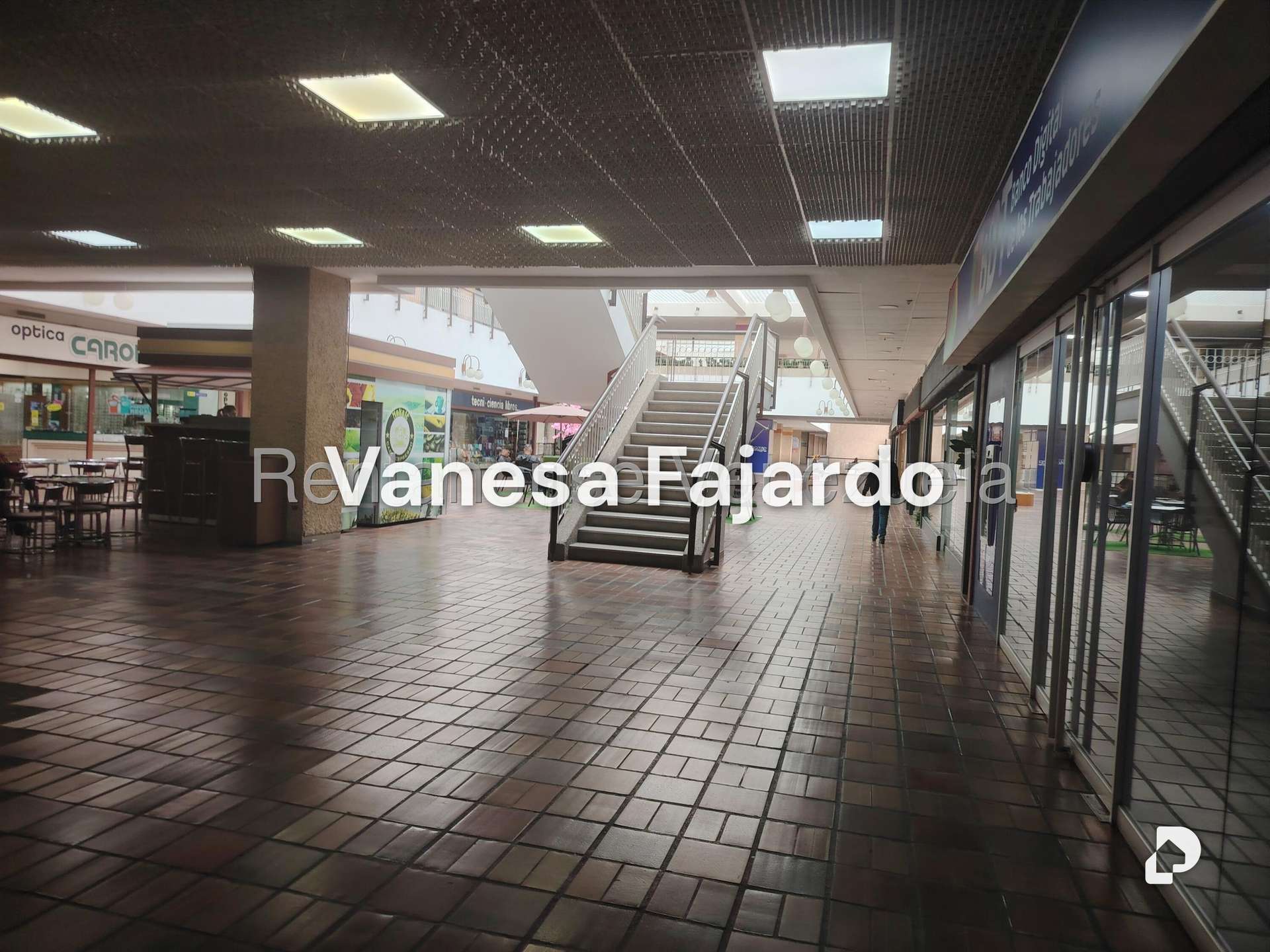 Local comercial en Prados del Este, Caracas – 14