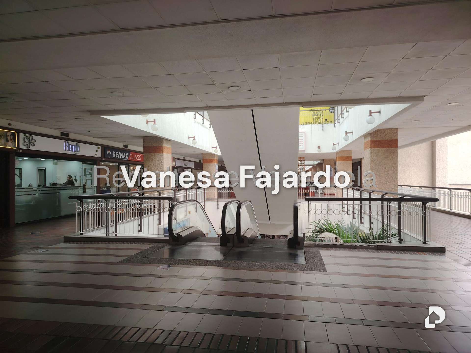 Local comercial en Prados del Este, Caracas – 15