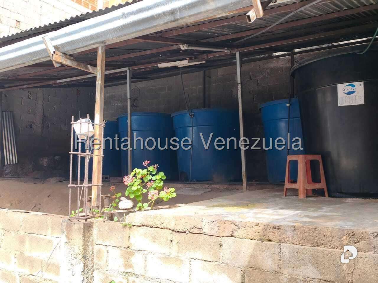 Local comercial en Catia, Caracas – 26
