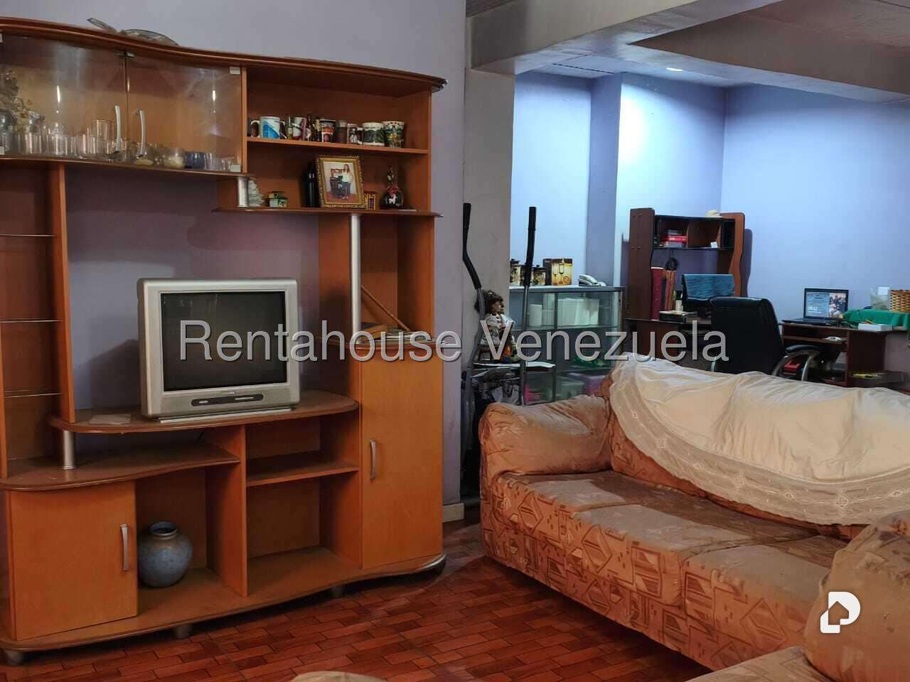 Local comercial en Catia, Caracas – 12
