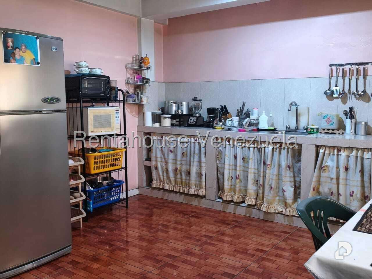 Local comercial en Catia, Caracas – 13