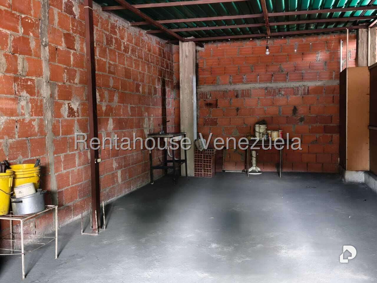 Local comercial en Catia, Caracas – 22