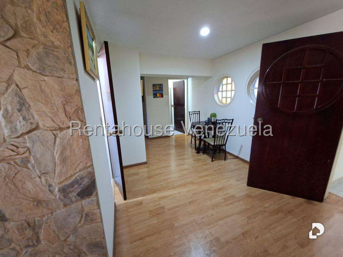 Casa en Cerro Verde, Caracas – 96