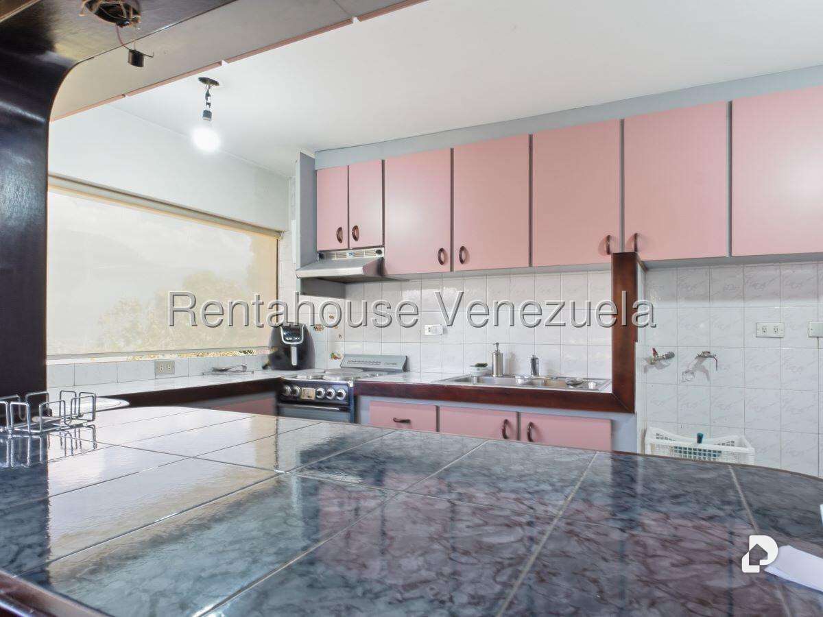 Casa en Cerro Verde, Caracas – 100