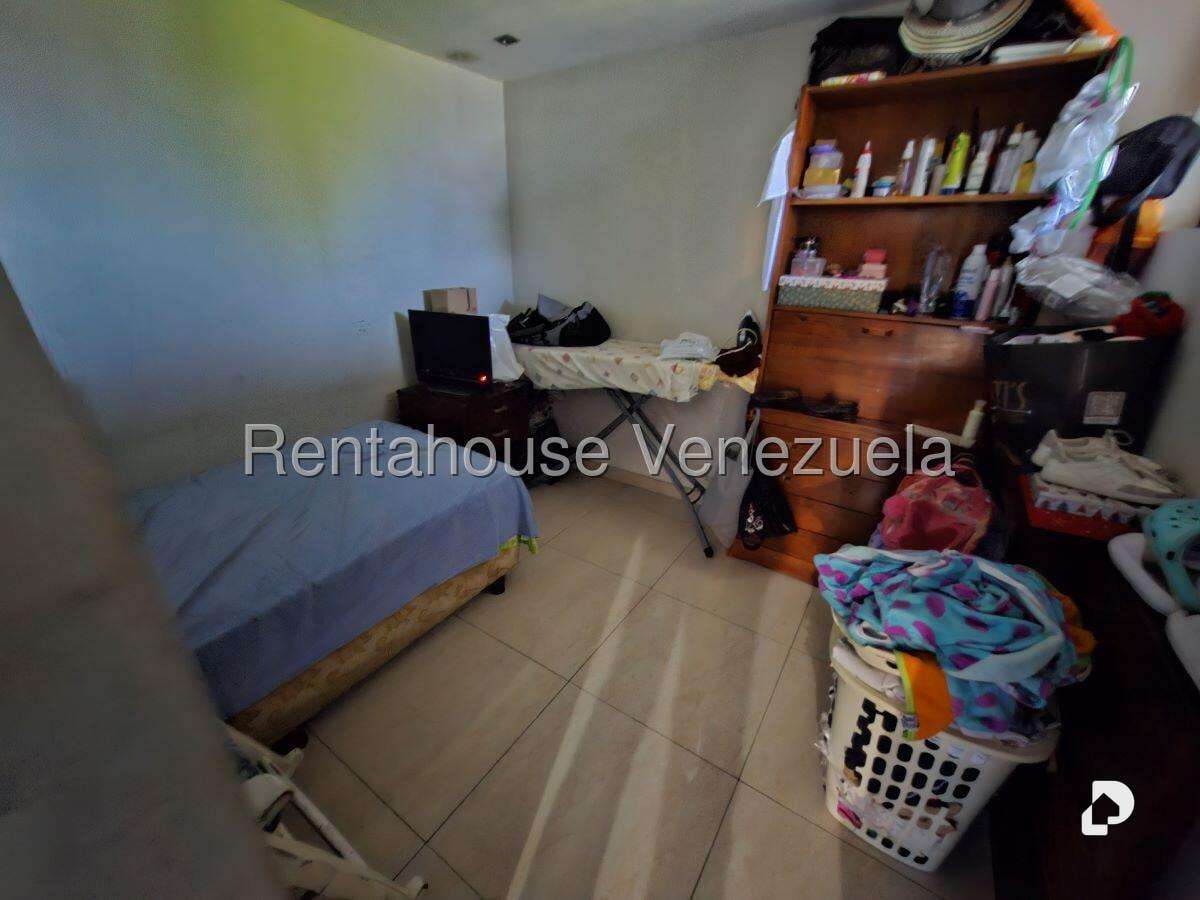 Casa en Cerro Verde, Caracas – 107