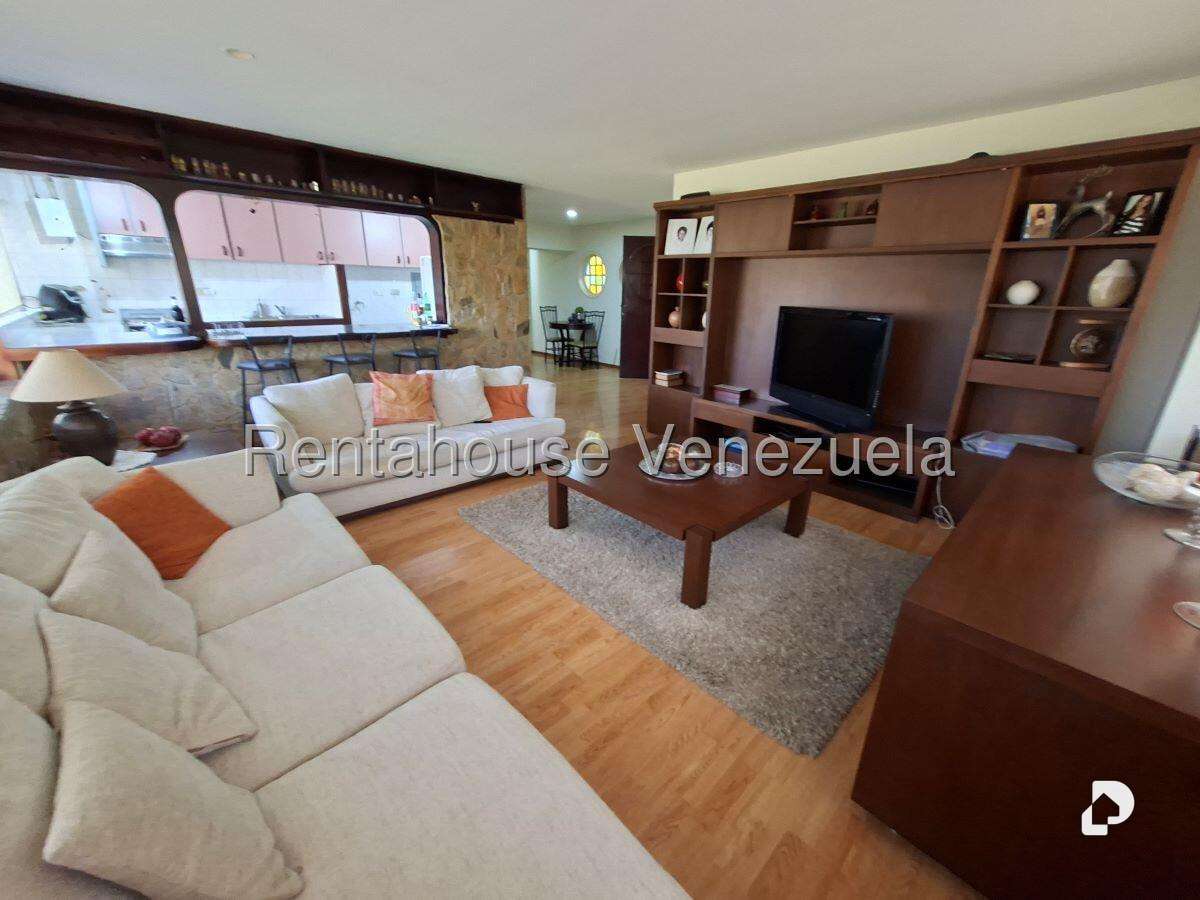 Casa en Cerro Verde, Caracas – 92