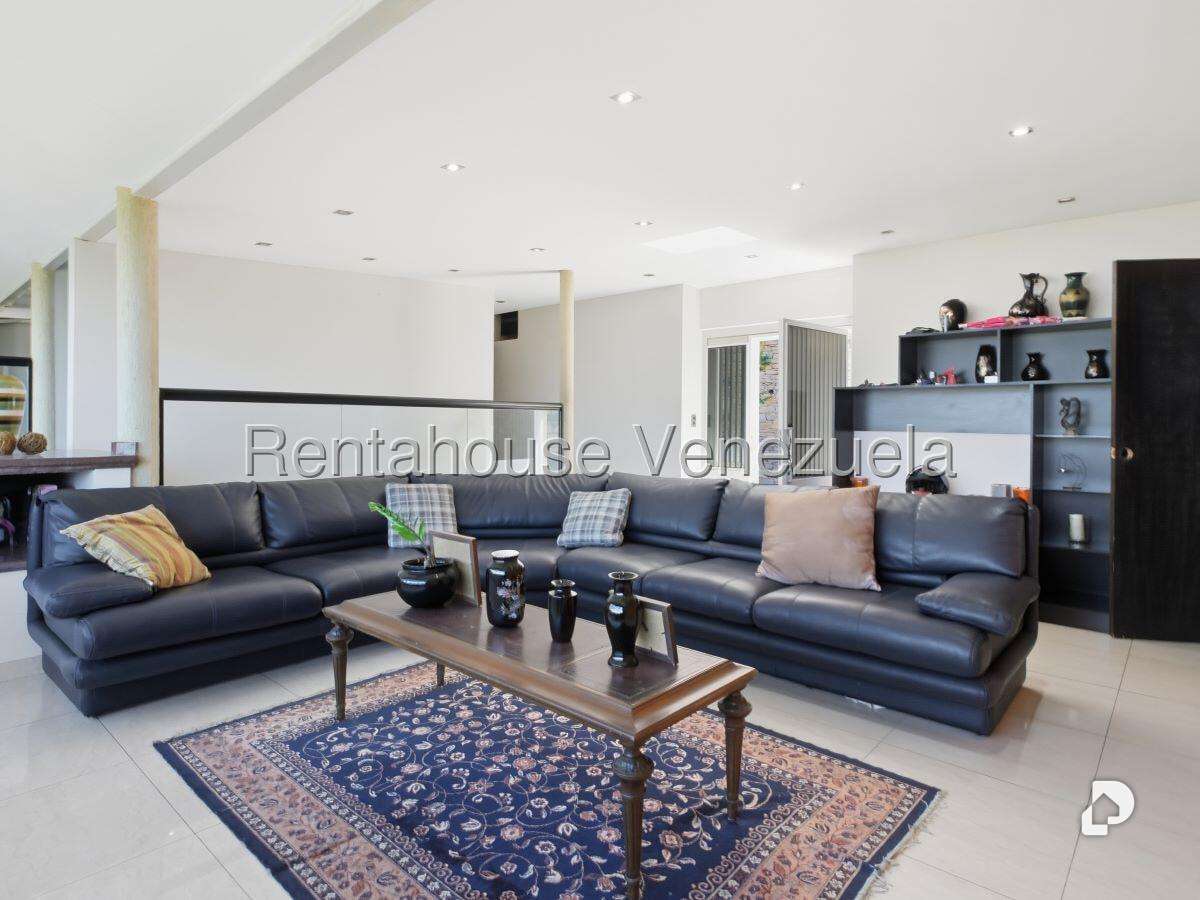 Casa en Cerro Verde, Caracas – 69