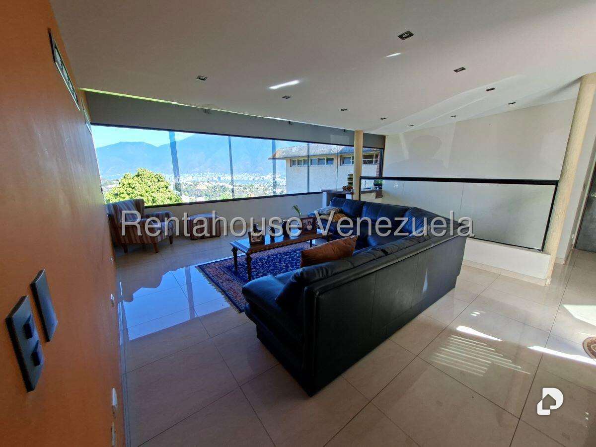 Casa en Cerro Verde, Caracas – 68