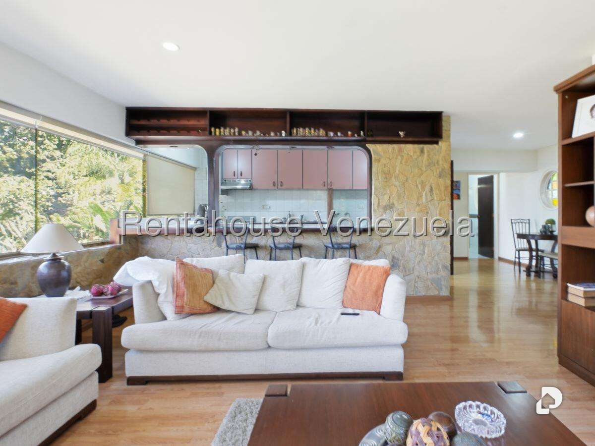 Casa en Cerro Verde, Caracas – 93