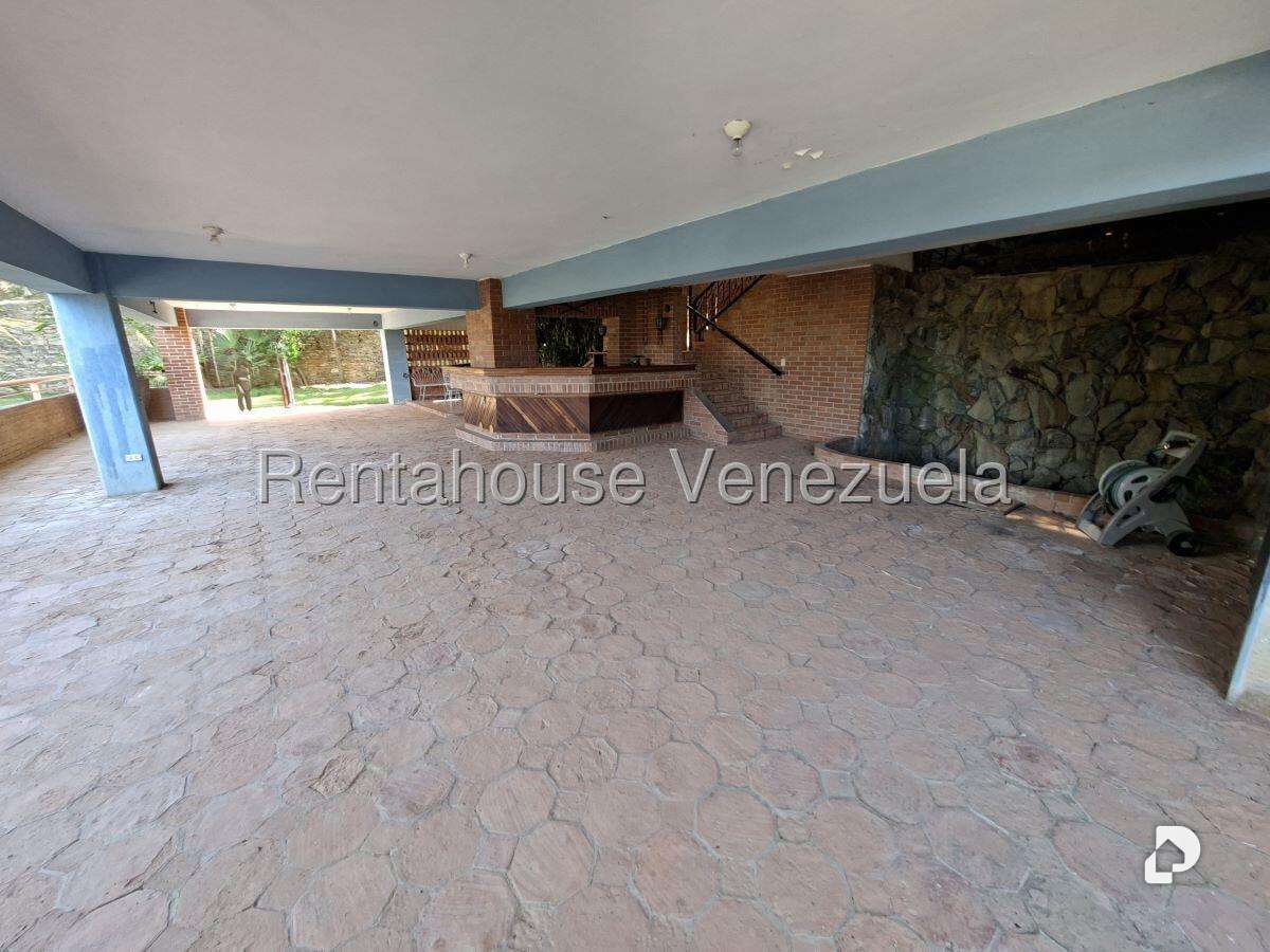 Casa en Cerro Verde, Caracas – 36
