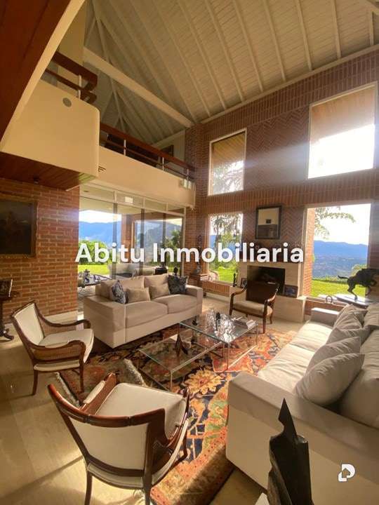 Casa en Alto Hatillo, Caracas – 9