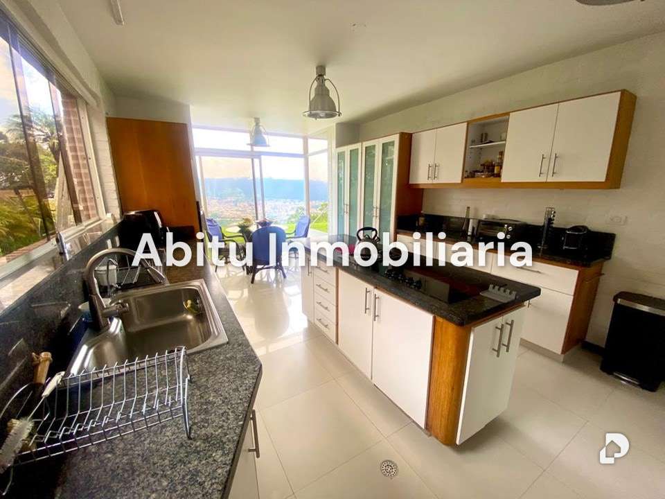 Casa en Alto Hatillo, Caracas – 8