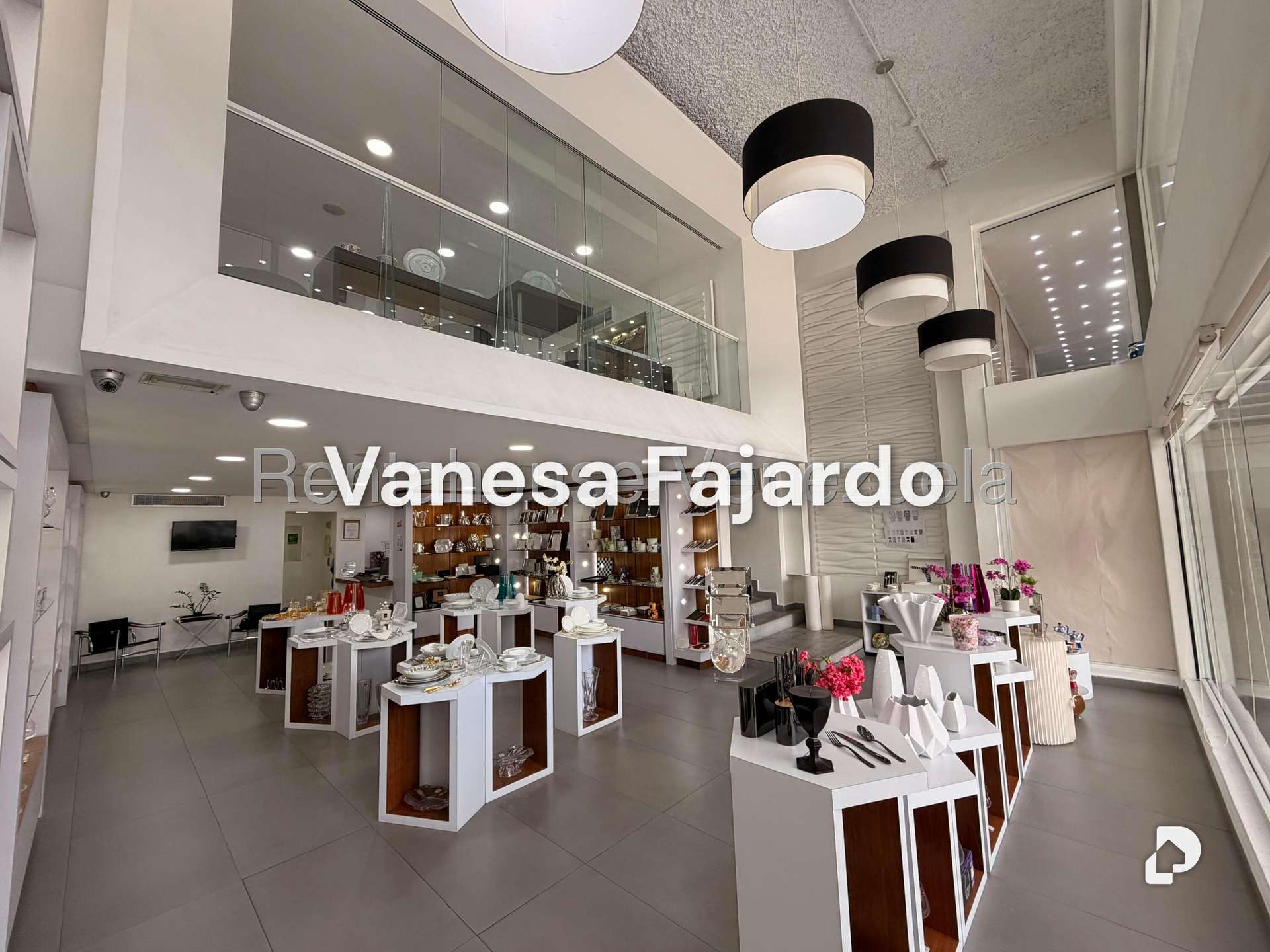 Local comercial en Las Mercedes, Caracas – 16