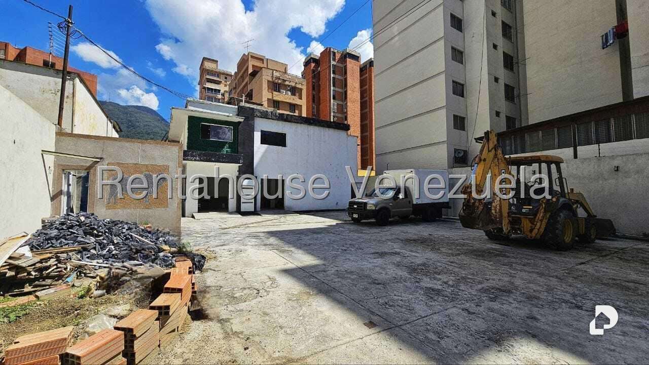 Edificio en La Florida, Caracas – 3