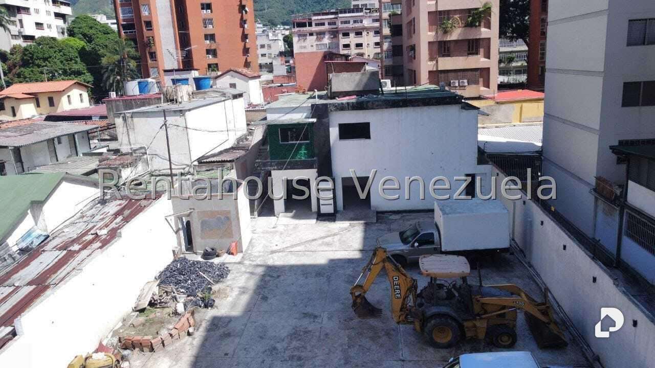 Edificio en La Florida, Caracas – 1