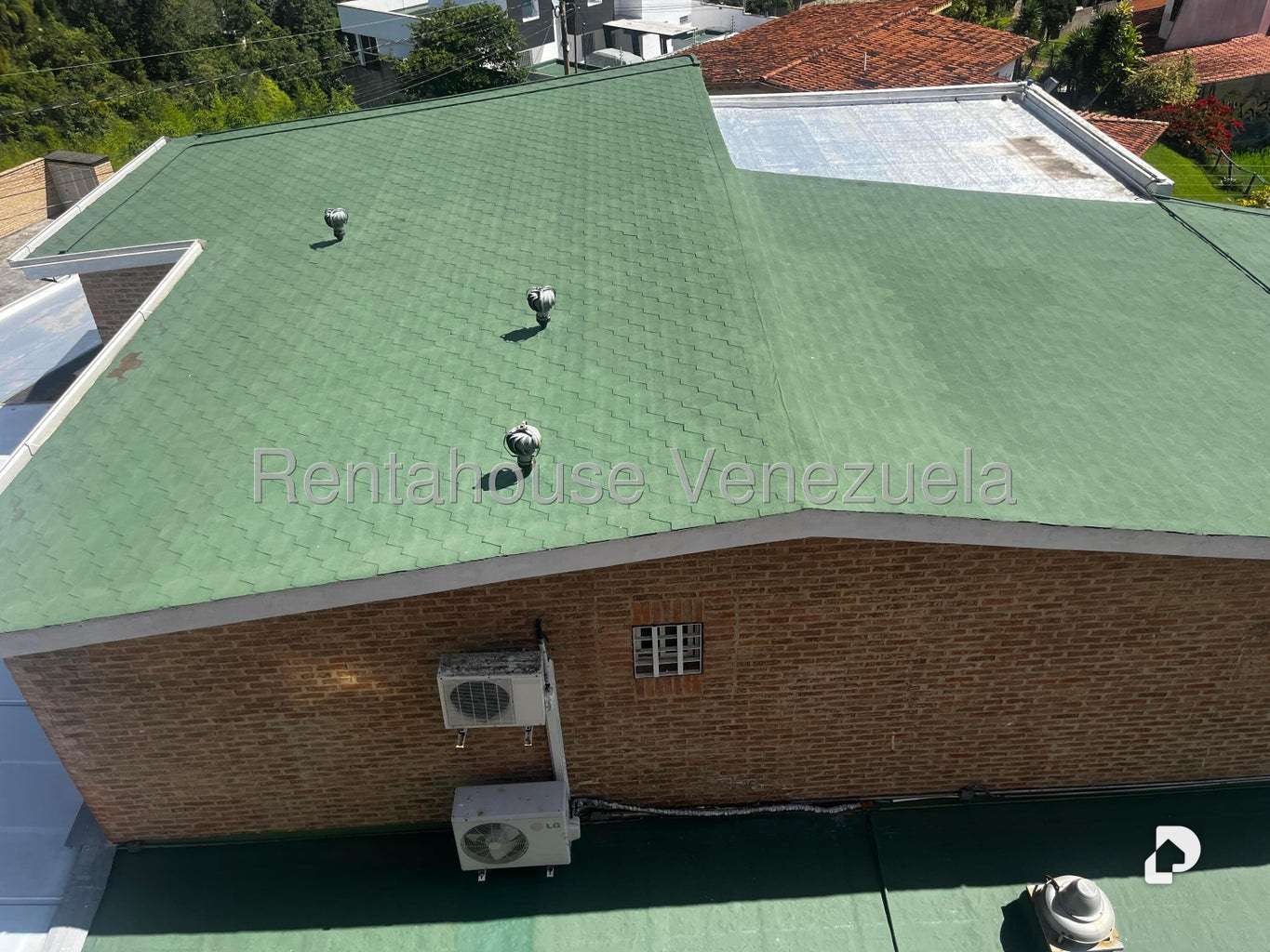 Casa en Oripoto, Caracas – 70