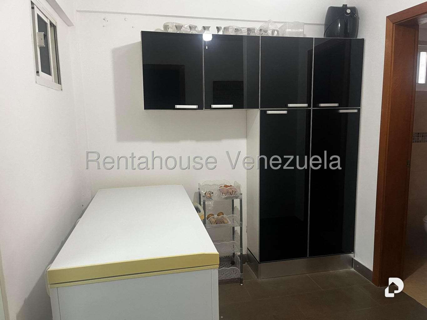 Casa en Oripoto, Caracas – 23