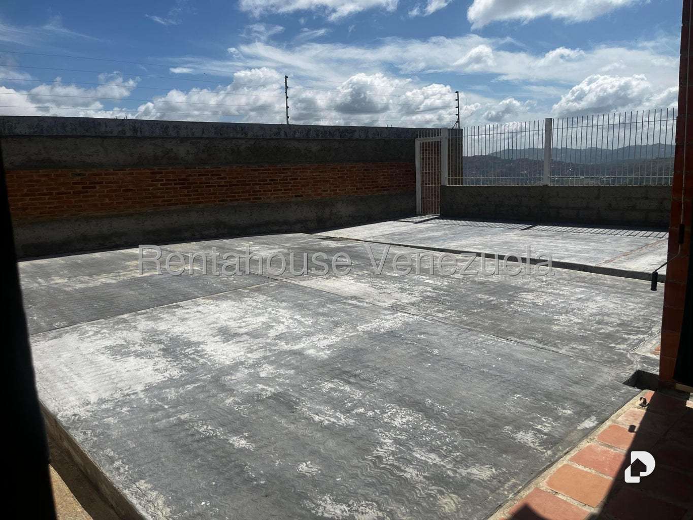 Casa en Oripoto, Caracas – 59