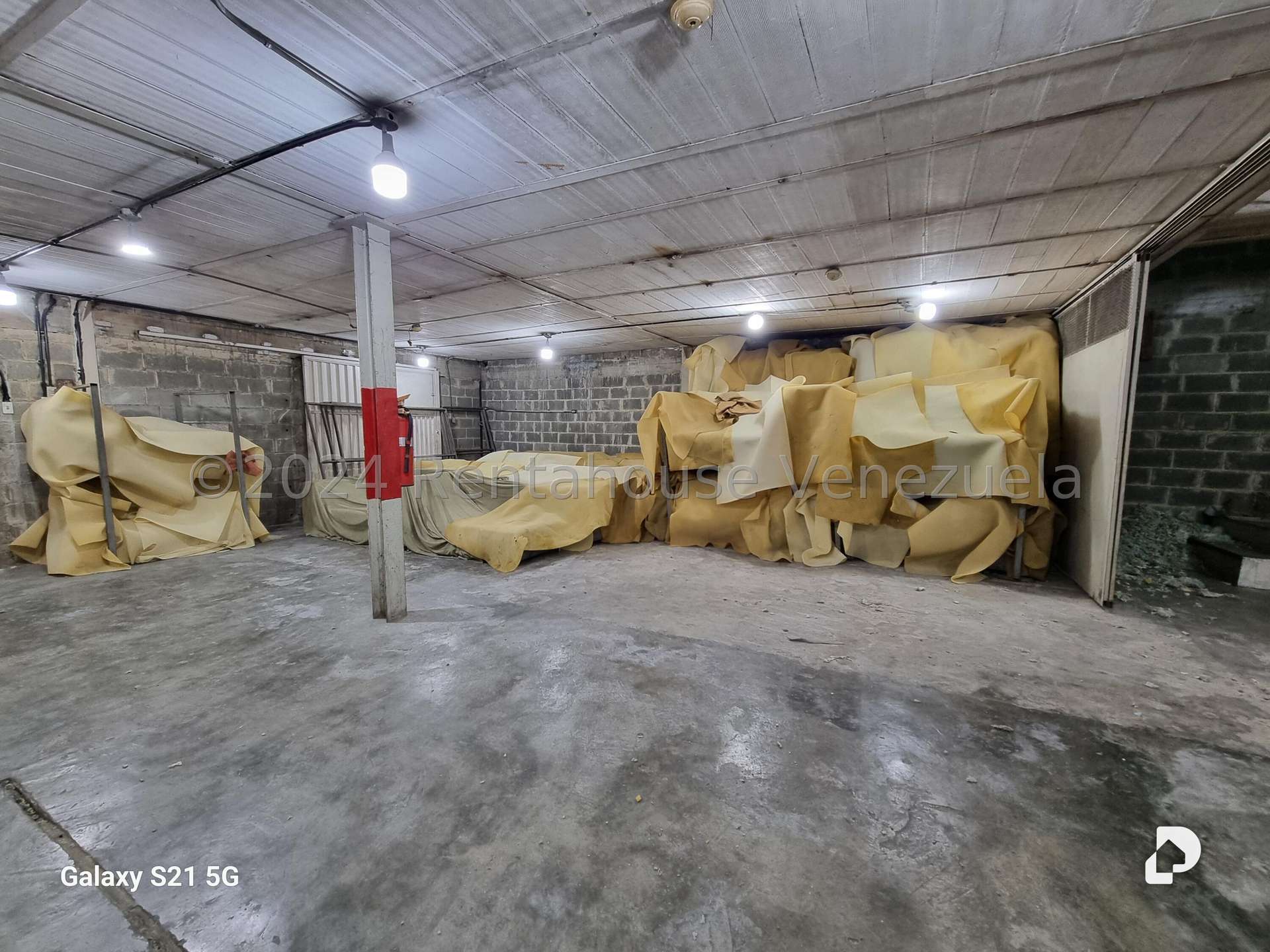 Local comercial en Los Rosales, Caracas – 17