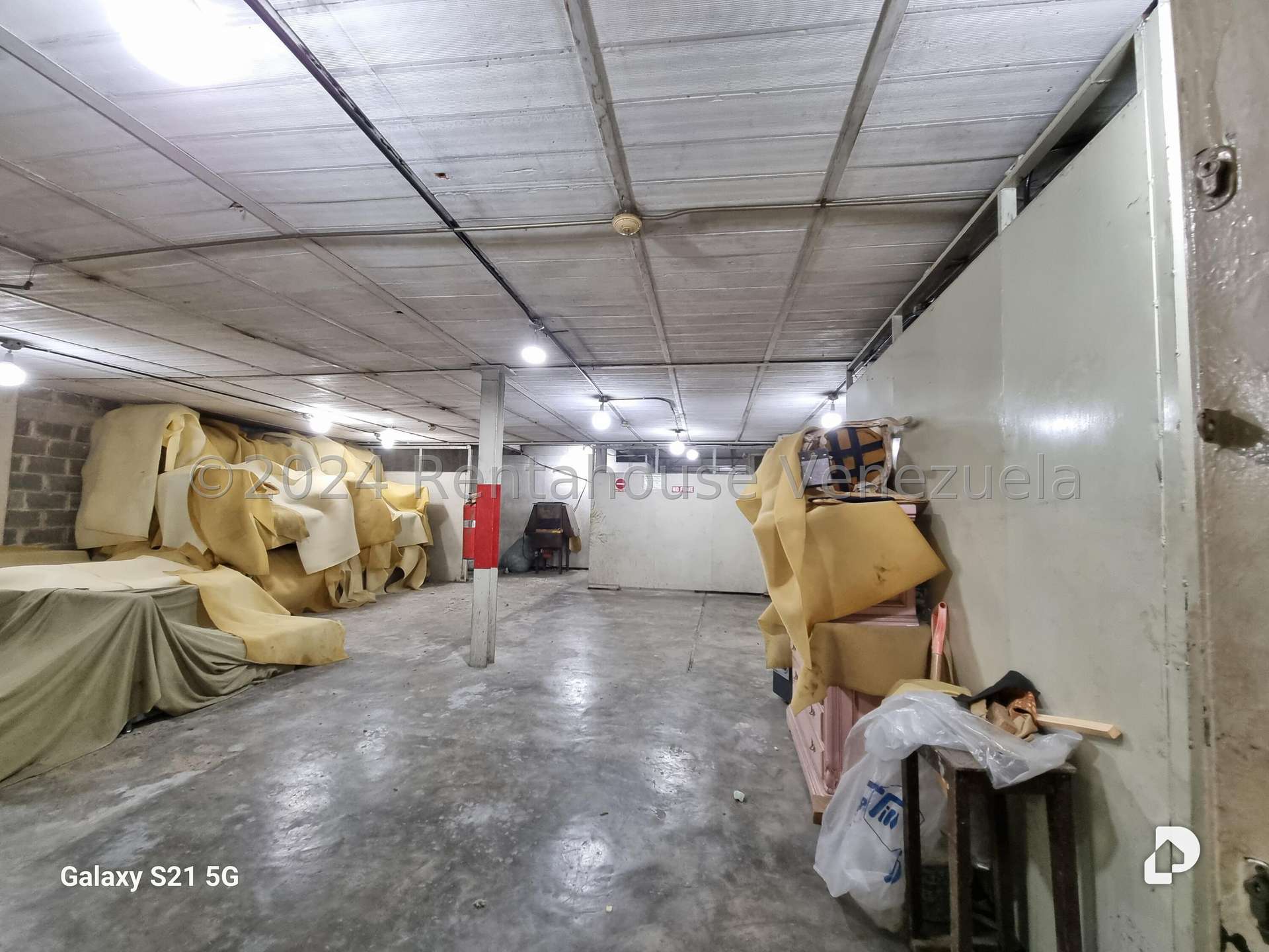 Local comercial en Los Rosales, Caracas – 10