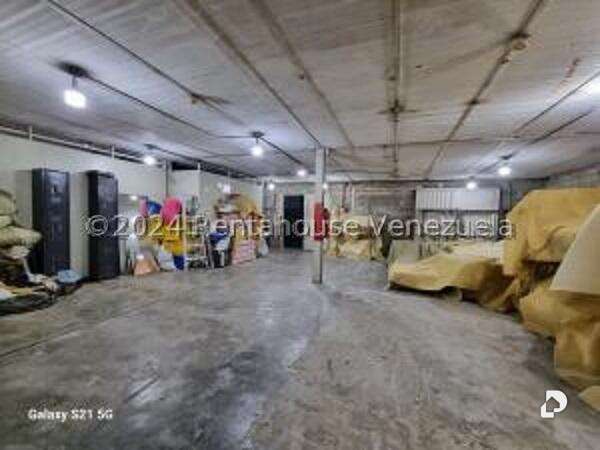 Local comercial en Los Rosales, Caracas – 1