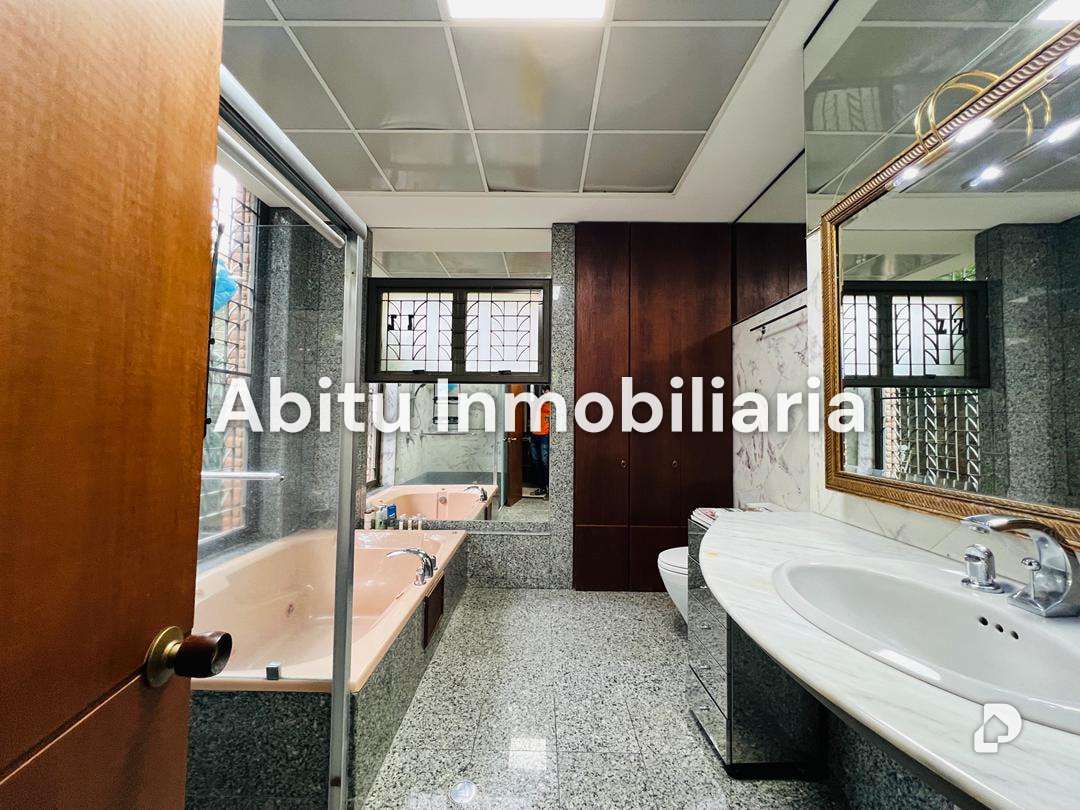 Apartamento en Altamira, Caracas – 21