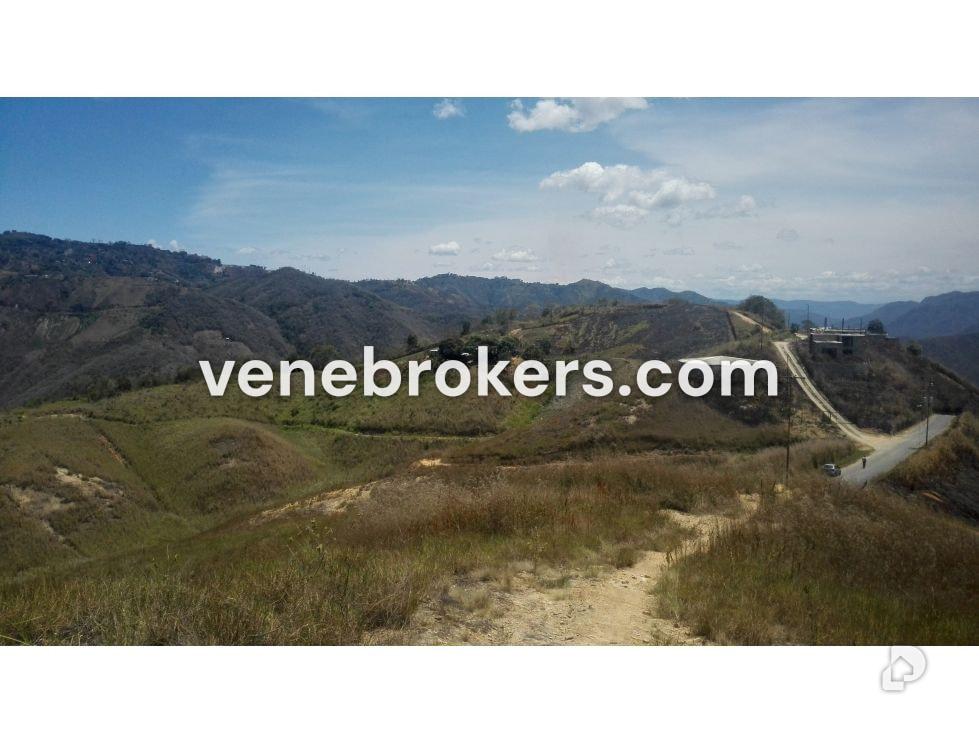 Terreno en Caicaguana, Caracas – 3