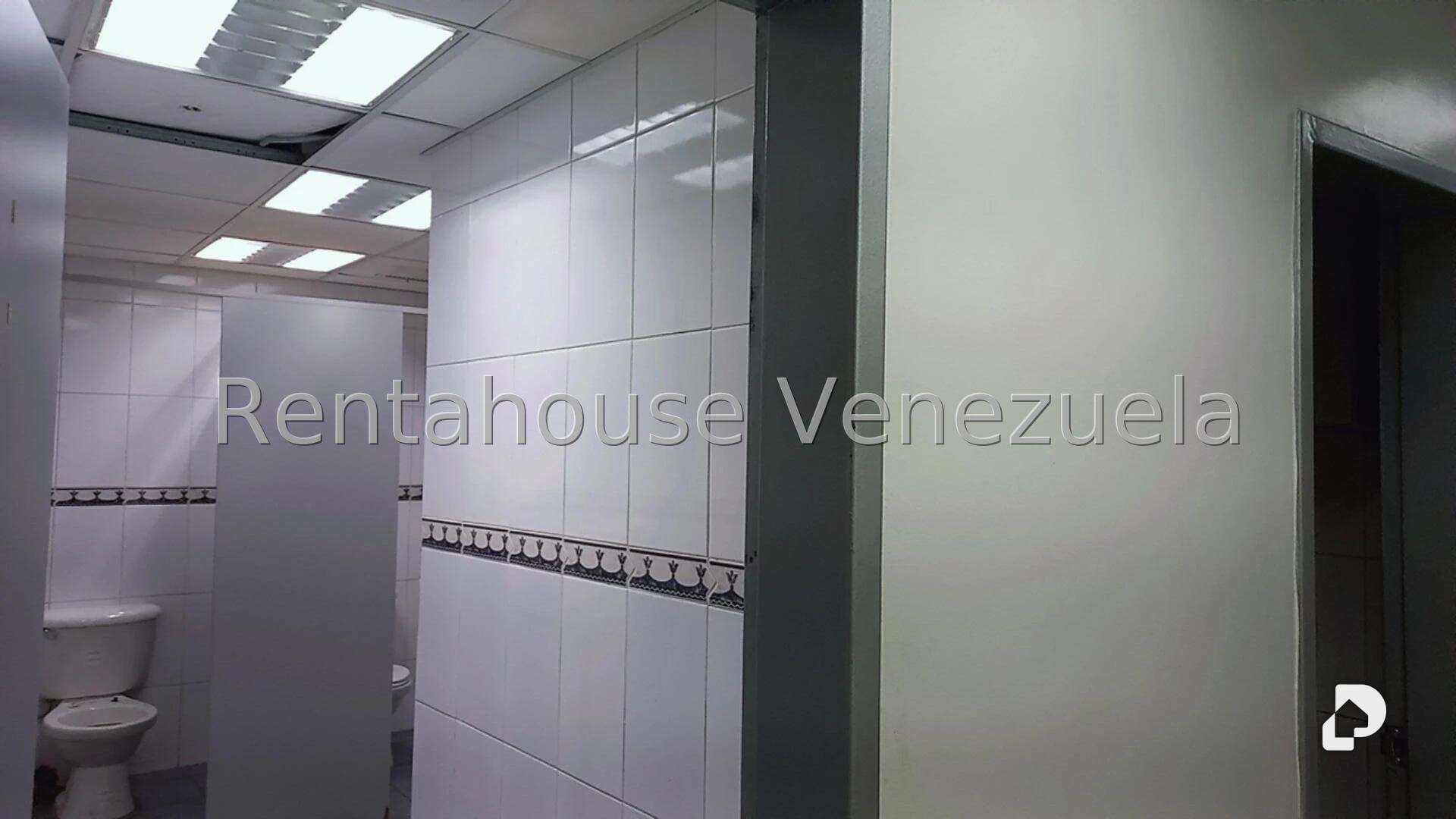 Local comercial en Los Ruices, Caracas – 13