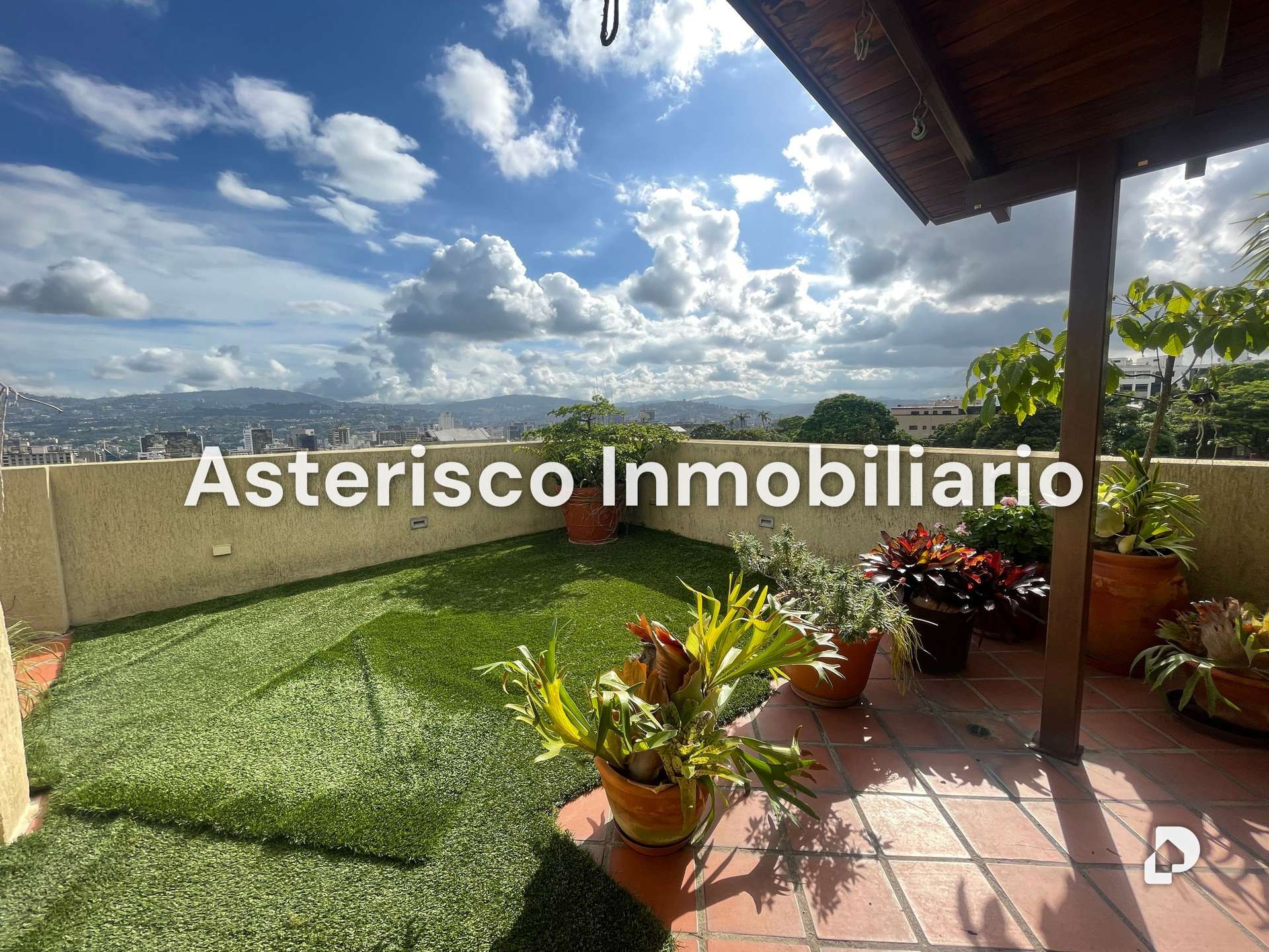 Apartamento en Los Palos Grandes, Caracas – 11