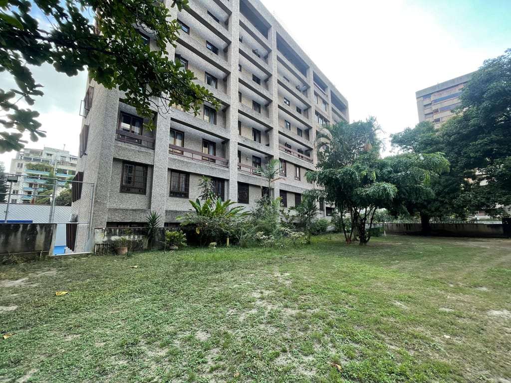 Edificio en La Florida, Caracas - 1