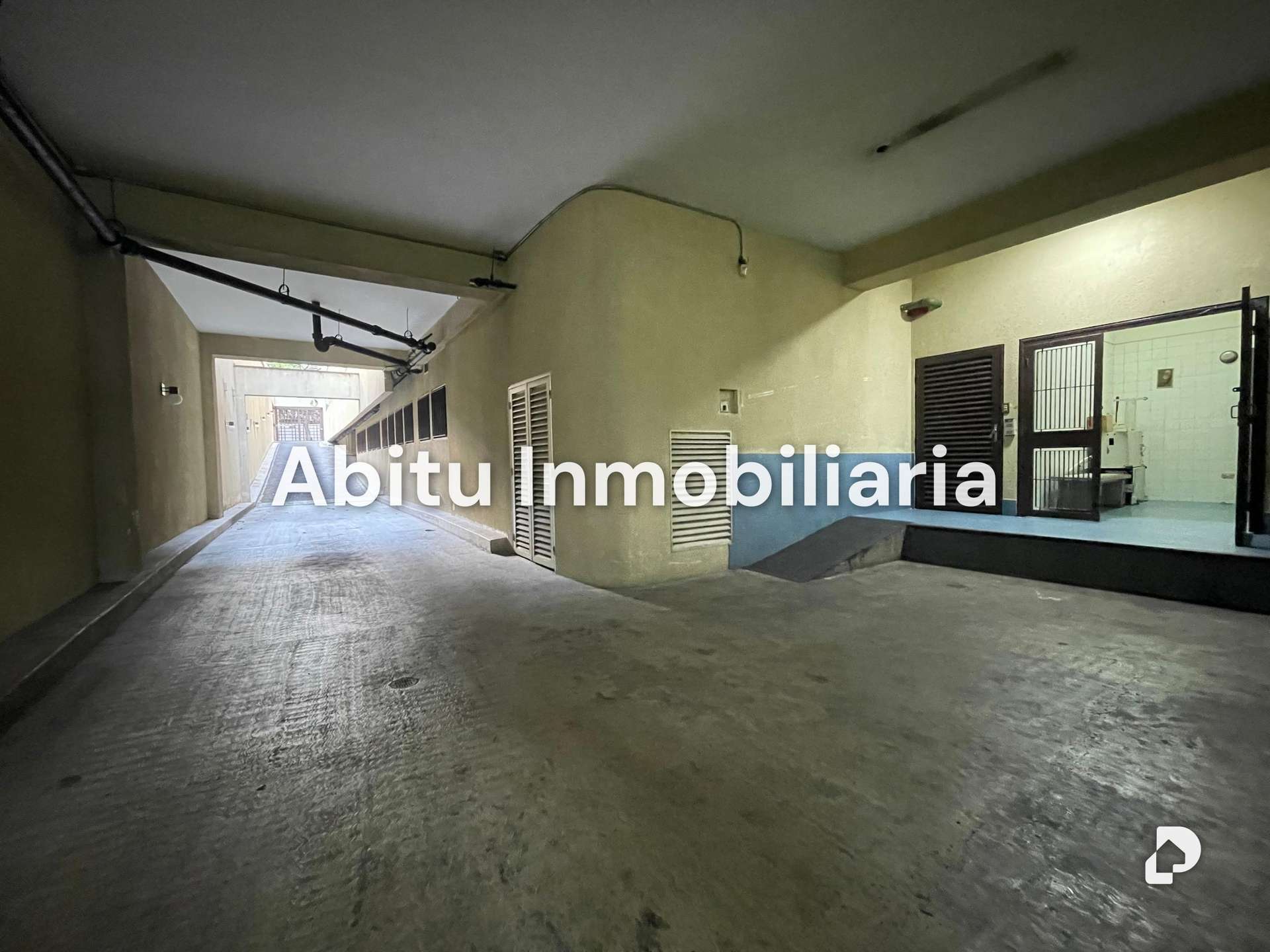 Edificio en La Florida, Caracas – 9