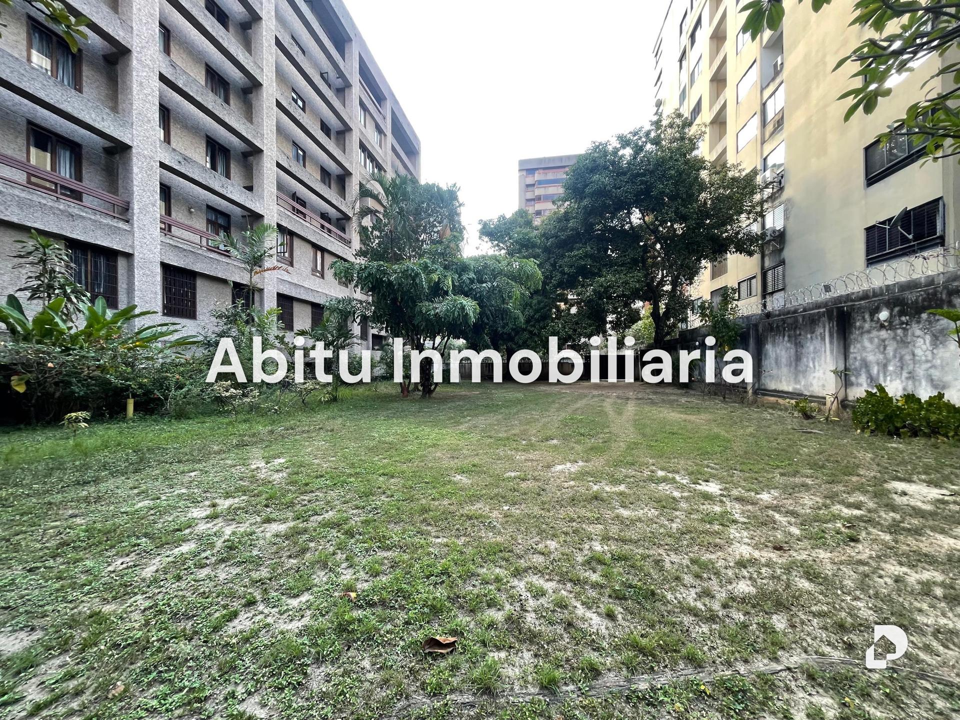Edificio en La Florida, Caracas – 2