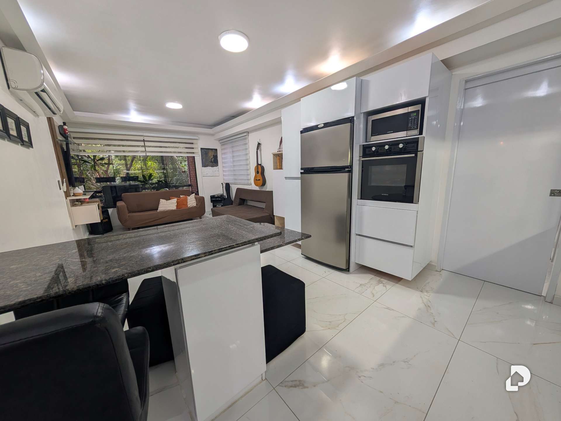 Apartamento en El Rosal, Caracas – 11