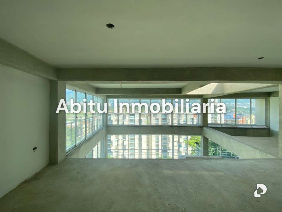 Edificio en Chuao, Caracas – 12