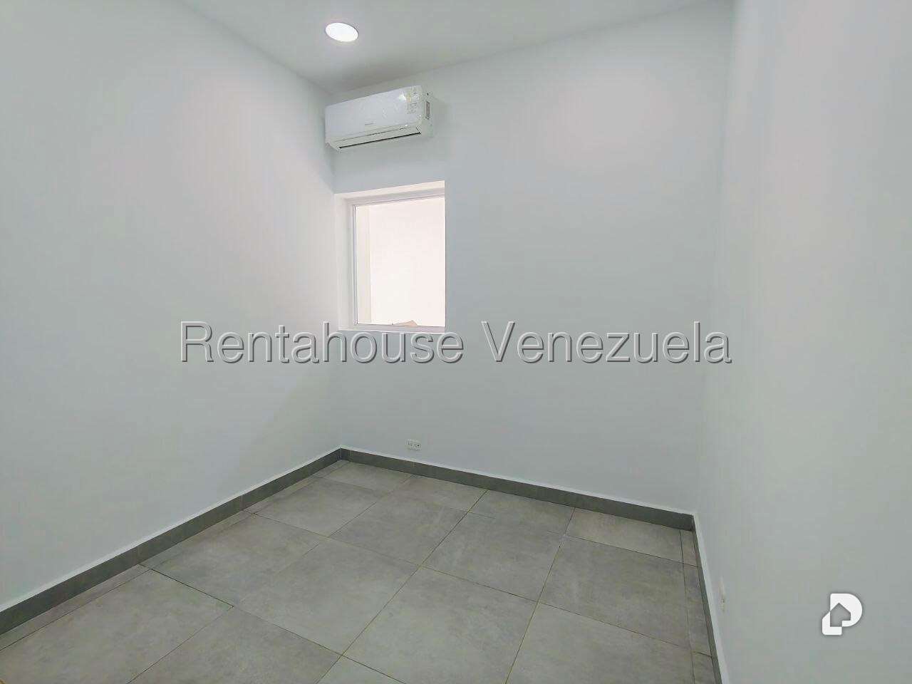 Casa en Colinas de Bello Monte, Caracas – 40