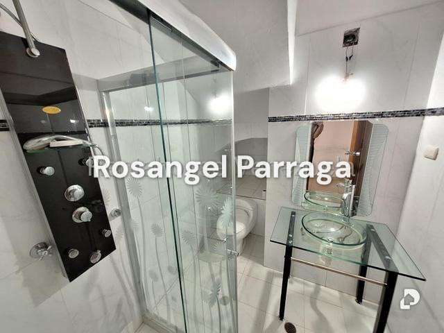 Casa en Parroquia Urbana San José, Valencia – 18